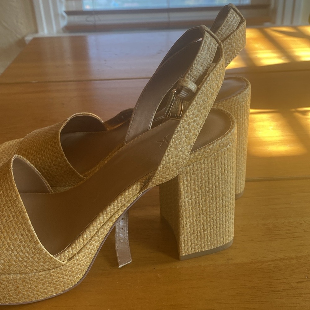 Nordstrom Rack Tan Platform Wedge - Picture 4 of 7